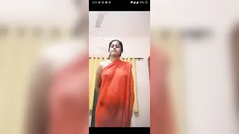 Camgirl Accidentally Flashing Her Tits During Live Streaming