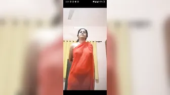 Camgirl Accidentally Flashing Her Tits During Live Streaming