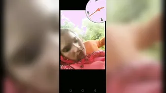 Horny Bhabhi Stripping Nude And Spreading Wet Pussy On Video
