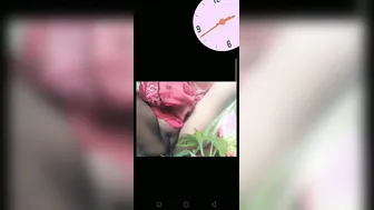 Horny Bhabhi Stripping Nude And Spreading Wet Pussy On Video
