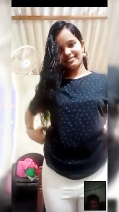 Mallu College Babe Flashing Perky Tits During Private Video Call