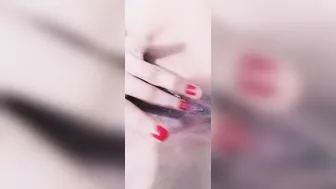 Beautiful Babe Fingering Wet Pussy For Whatsapp Leaked Video