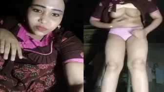 Desi Babe Secretly Filmed Peeing In Bathroom Caught On Tape