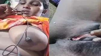 Bhabhi Talking Dirty Showing Me Her Huge Tits And Pussy Lips