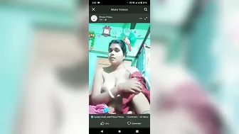 Married Woman Flashing Boobs During Live Stream Going Viral