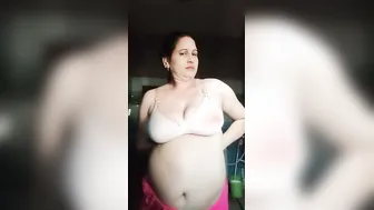 Bhabhi Slowly Removing Her Clothes Revealing Massive Assets