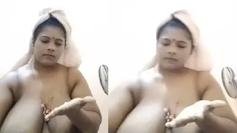 Curvy Aunty Caught Naked After Shower Dripping Wet On Camera