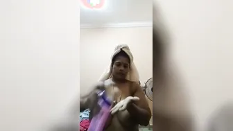Curvy Aunty Caught Naked After Shower Dripping Wet On Camera