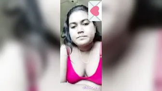 Horny Babe Flashing Pink Bra And Boobs On Video Call For Me