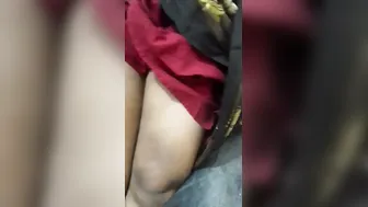 Bhabhi Lifting Her Saree Exposing Wet Pussy In Latest Desi Clip