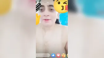 Desi Girl Bathing Naked During Live Video Call Showing It All