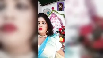 Indian Slut Fingering Her Pussy During Late Night Video Chat