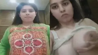 Cute Bhabhi Exposing Big Natural Boobs And Fingering On Video