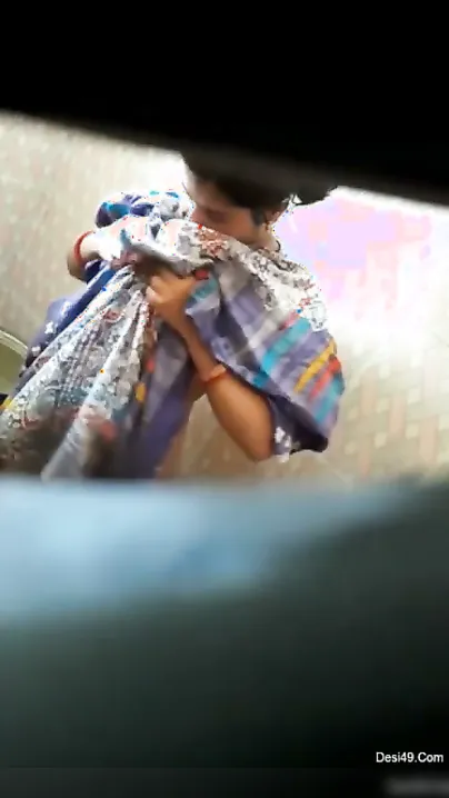 Secretly Filming My Neighbors Sharp Tits While Bathing Nude