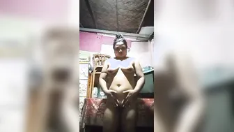 Chubby Married Woman Getting Naked And Touching Herself Alone