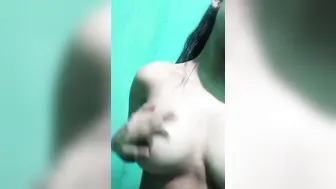 College Babe Capturing Nude Selfie For Boyfriend Late Night