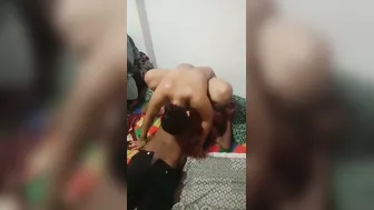 Tamil Married Woman Enjoying Threesome With 69 Position Play