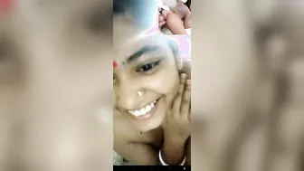 Busty Housewife Bathing Naked During Video Call With Stranger