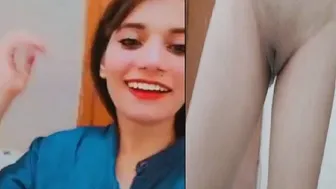 Hot Babe Spreading Pussy Lips Wide For The Camera So Nasty