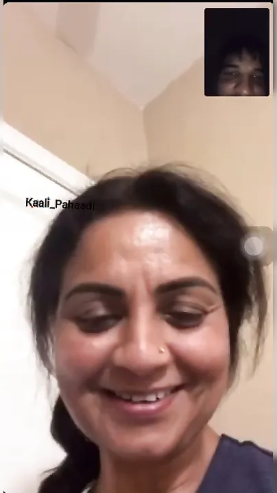 Mature Aunty Getting Dirty On Video Call Showing Everything
