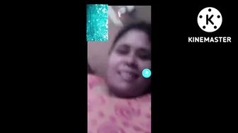 Horny Bhabhi Flashing Her Massive Boobs On Video Call