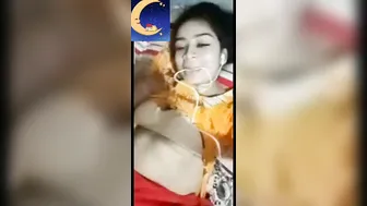 Bangladeshi College Babe Flashing Her Boobs To Boyfriend