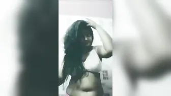 Chubby Bengali Babe Exposing Her Massive Tits On Hidden Cam