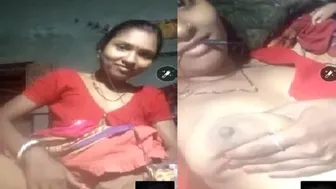 Married Bhabhi Showing Her Tits And Pussy On Camera For Lover