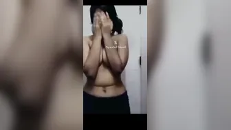 Virgin College Girl Taking Bath Recording Herself In Bathroom