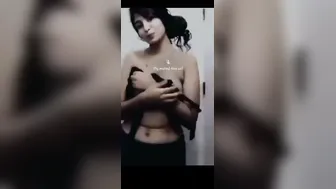 Virgin College Girl Taking Bath Recording Herself In Bathroom
