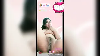 Live Cam Slut From India Fingering Herself Naked For Viewers