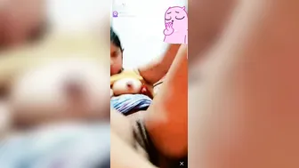 Cam Girl Flashing Huge Tits And Dripping Pussy Live For Fans