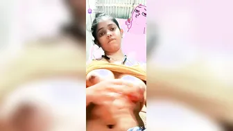 Cam Girl Flashing Huge Tits And Dripping Pussy Live For Fans
