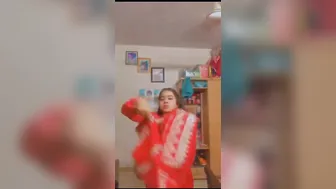 Busty Desi Babe Showing Off Her Big Boobs And Hairy Pussy