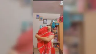 Busty Desi Babe Showing Off Her Big Boobs And Hairy Pussy