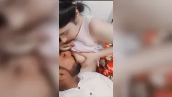 Gf Letting Her Man Suck Her Nipples In Private Home Video