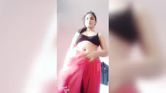 Pakistani Wife Making Nude Clips For Her Secret Lover Tonight