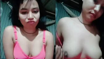 Village Girl Showing Her Naked Boobs In Viral Homemade Video