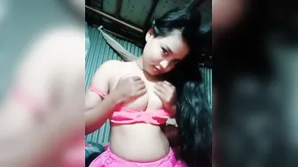 Village Girl Showing Her Naked Boobs In Viral Homemade Video