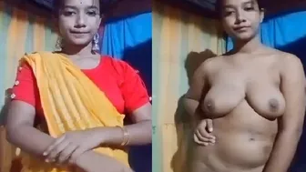 Indian GF Stripping Her Saree Naked In Private Room