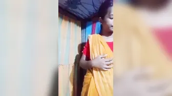 Indian GF Stripping Her Saree Naked In Private Room