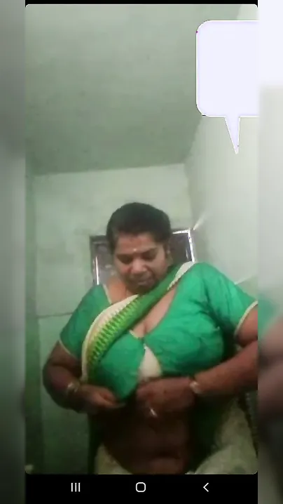 Busty Tamil Aunty Getting Naked During Private Video Call