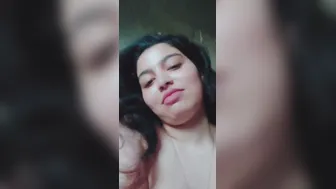Chubby Bhabhi Flashing Her Massive Tits In Leaked Private Clip