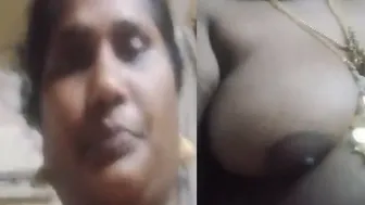 Unsatisfied South Indian Aunty Exposing Massive Boobs On Camera