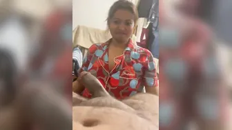 GF Sucking Older Guy Off Giving Sloppy Amateur Blowjob