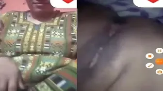 Mature Aunty Fingering Herself While Cheating On Her Husband