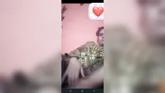 Mature Aunty Fingering Herself While Cheating On Her Husband