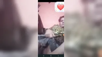 Mature Aunty Fingering Herself While Cheating On Her Husband