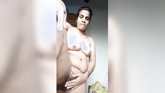 Mallu Aunty Naked Fingering Herself Making Private Video Alone