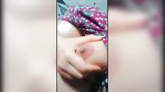 GF Flaunting Big Tits And Smooth Pussy In Viral Clip